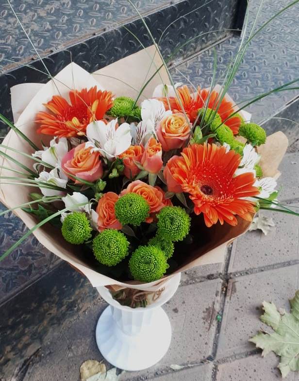 Букет цветов из: Герберы, Хризантемы, Альстромерии и Розы в Нестерове