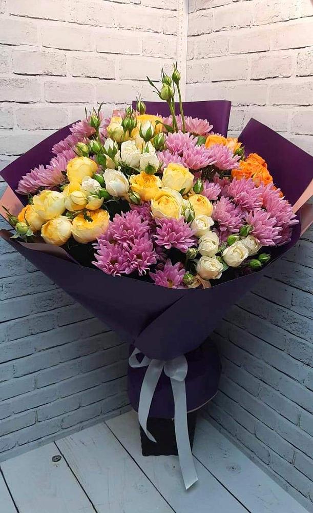 Букет цветов из: Хризантемы и Розы в Нестерове