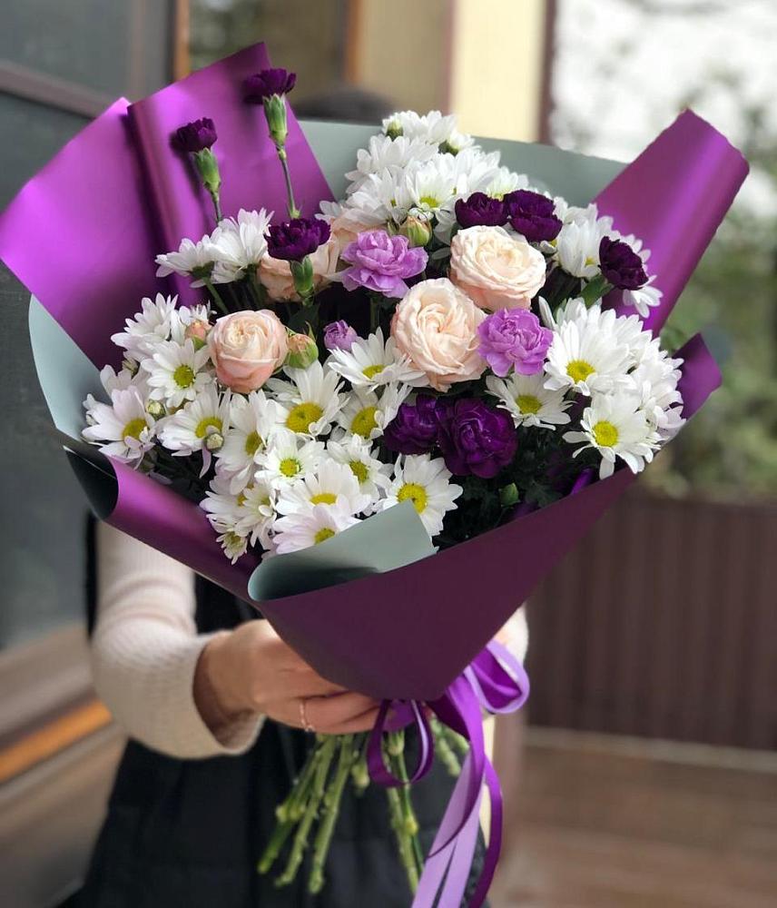 Букет цветов из: Хризантемы, Гвоздики и Розы в Нестерове