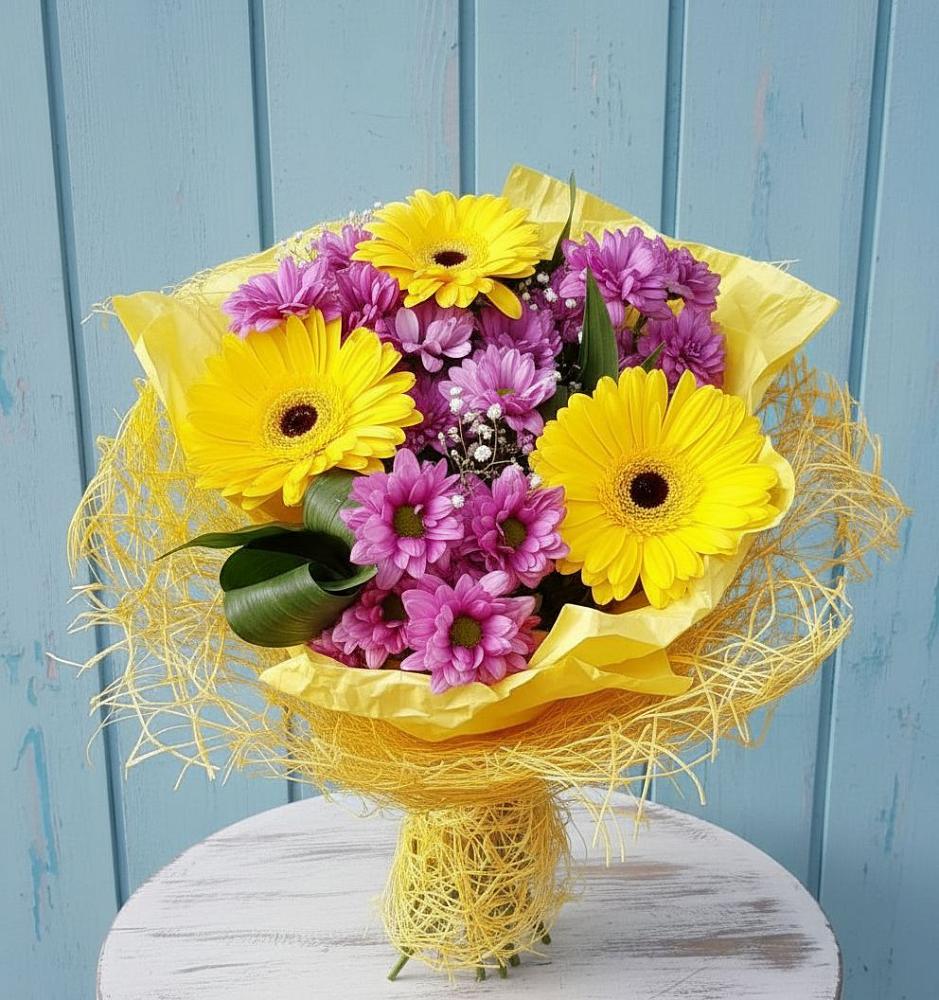 Букет цветов из: Хризантемы и Герберы в Нестерове
