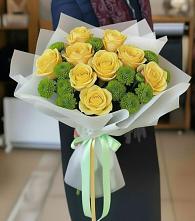 Букет цветов из:  Хризантемы и Розы в Нестерове