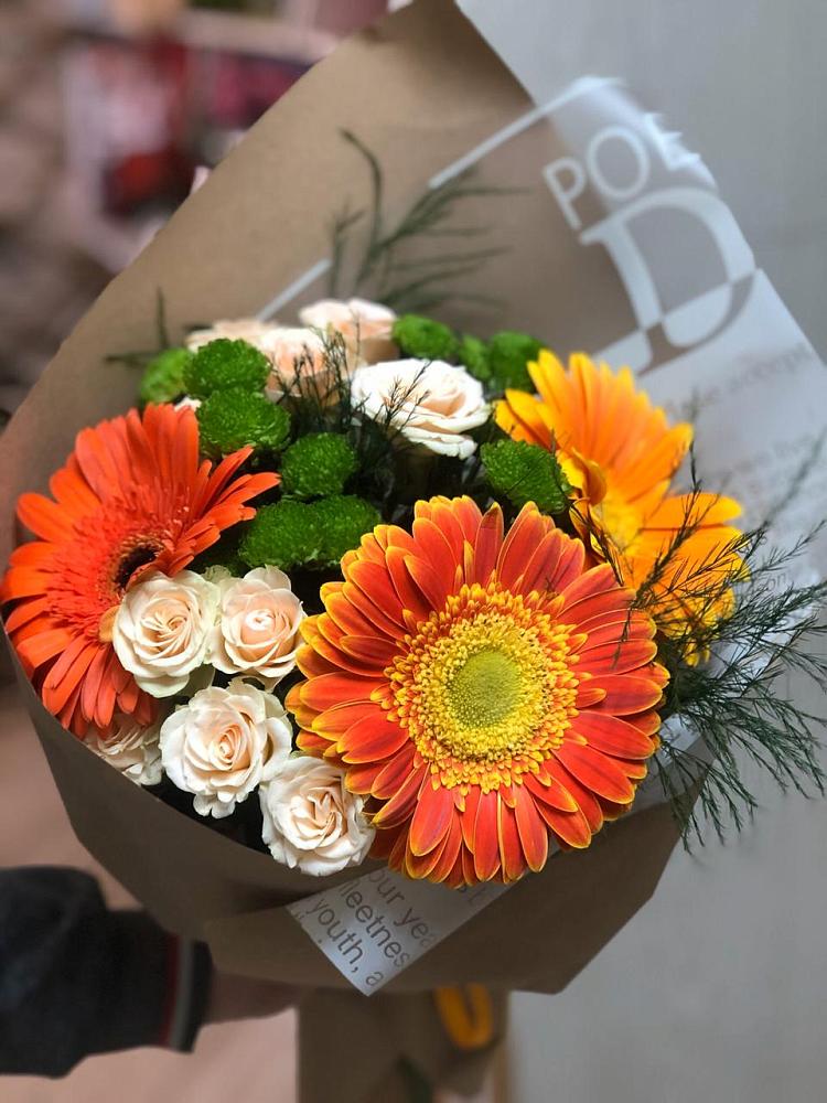 Букет цветов из: Герберы, Хризантемы и Розы в Нестерове